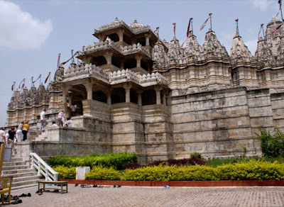 THIS IS THE ENTRENCE OF THE TEMPLE